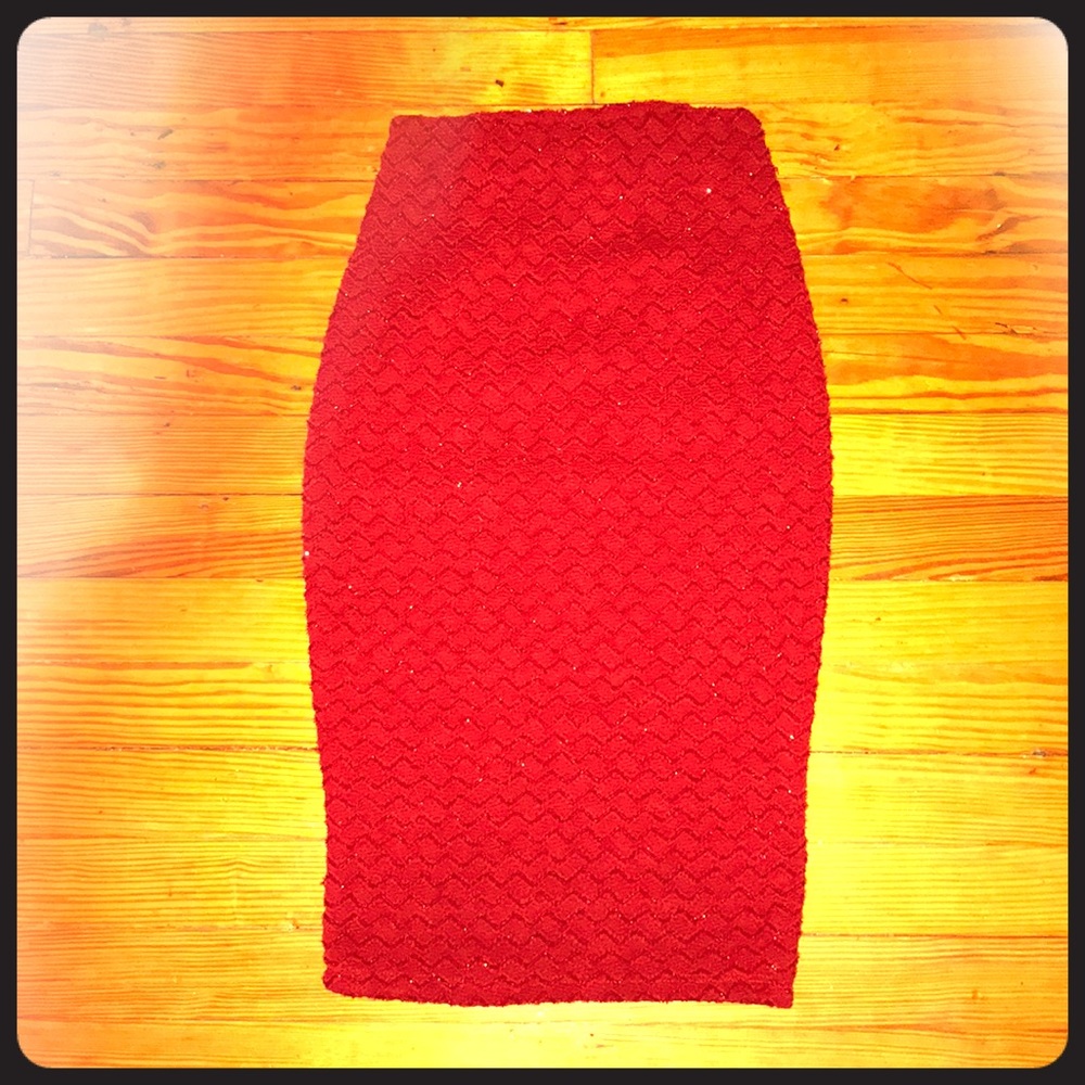 ♦️FINAL PRICE♦️Candy Apple Red Skirt😍😍😍